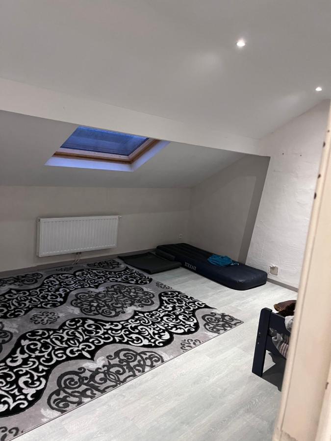Grande Maison Avec Plusieurs Chambres A Louer Лиеж Екстериор снимка